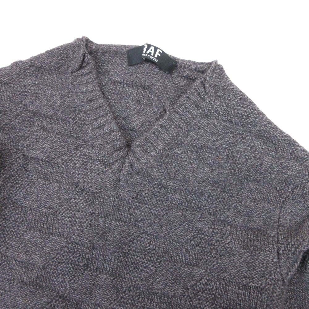 美品 RAF BY RAF SIMONS ラフバイラフシモンズ ケーブル編み ニット セーター 杢 Vネック 幾何学編み 長袖 XS グレー レディース 古着 中古 USED 美品 RAF BY RAF SIMONS ラフバイラフシモンズ ケーブル編み ニット