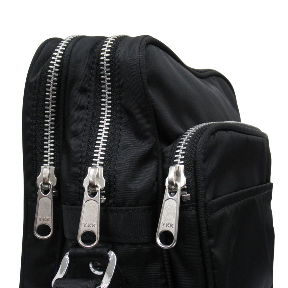 美品 BLACK COMME des GARCONS ブラックコムデギャルソン ナイロン ハトメ ショルダー バッグ シルバー金具 アーカイブ 黒 ブラック メンズ レディース 古着 中古 USED 美品 BLACK COMME des GARCONS ブラックコムデギャルソン ナイロン