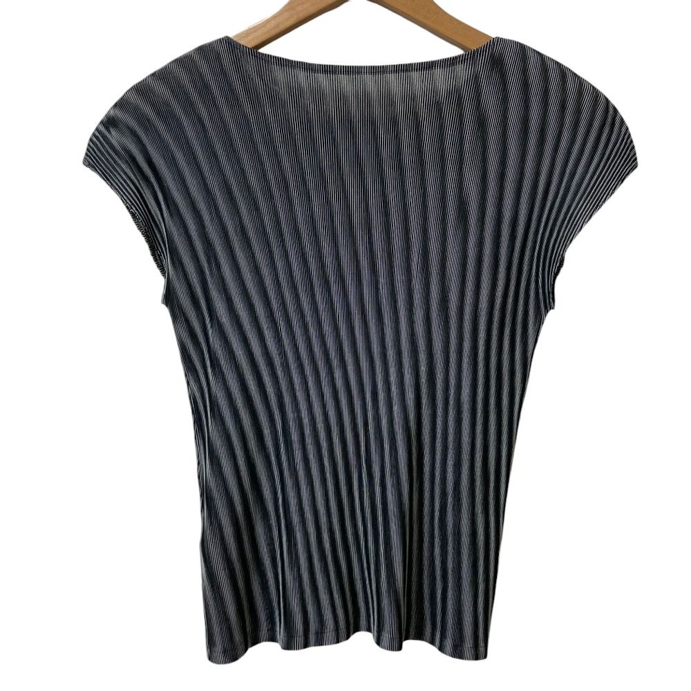 美品 PLEATS PLEASE ISSEY MIYAKE プリーツプリーズ イッセイミヤケ ショートスリーブカットソー PP01FK352 サイズ3 ブラック×グレー レディース 古着 中古 USED 美品 PLEATS PLEASE ISSEY MIYAKE プリーツプリーズ イッセイミヤケ