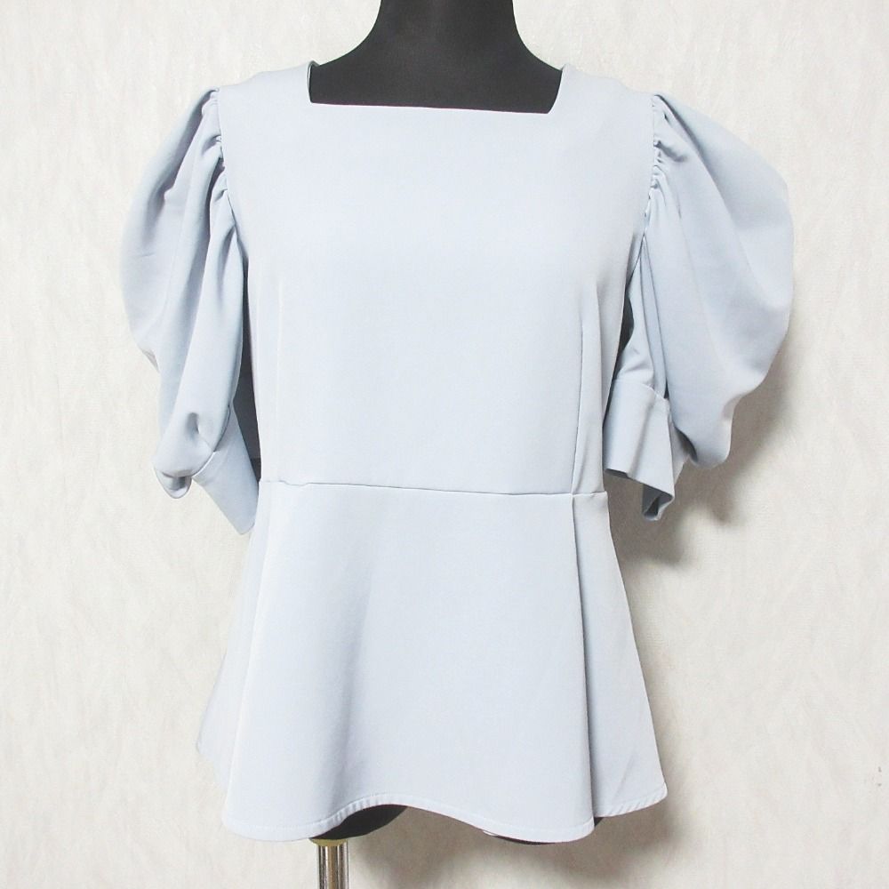 良品 St.cecilia セントセシリア パフスリーブ ギャザーブラウス プルオーバー STA2401204 サイズF サックス レディース 古着 中古 USED 良品 St.cecilia セントセシリア パフスリーブ ギャザーブラウス プル