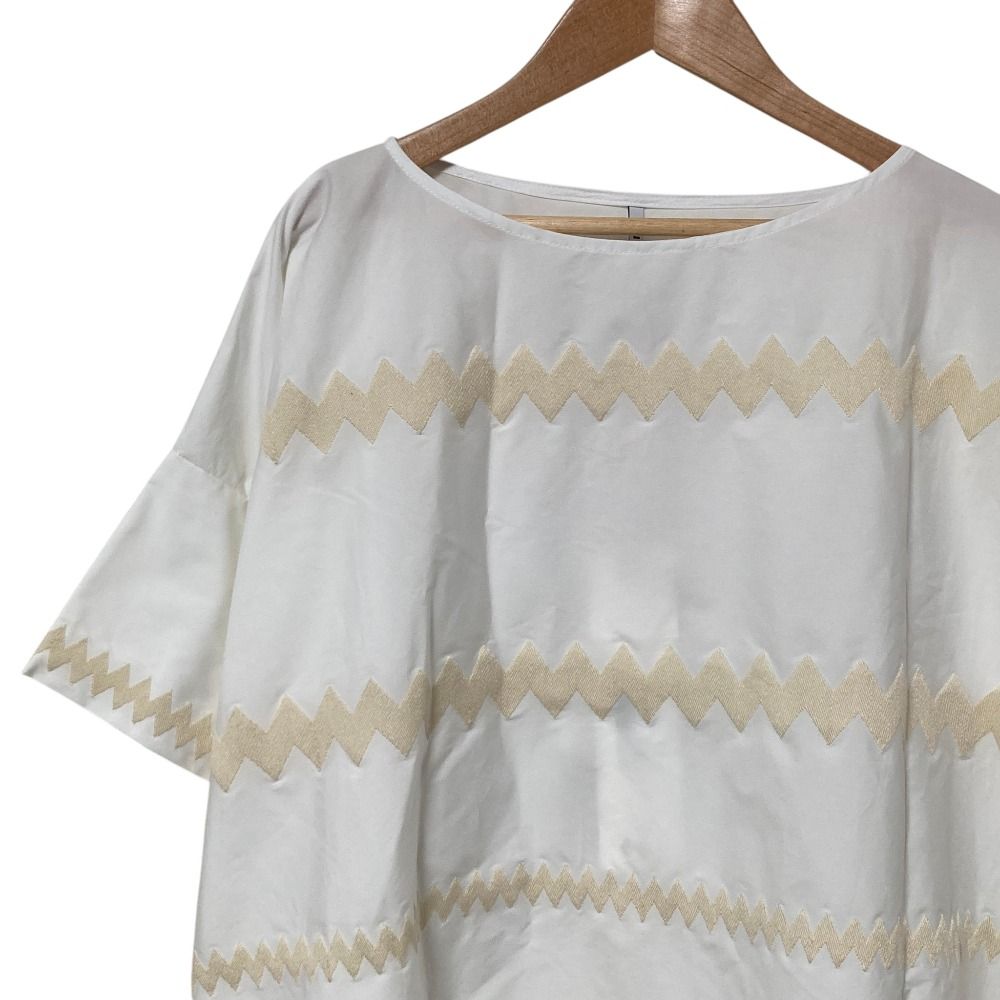 美品 LIVIANA CONTI リビアナコンティ ジグザグ コットン ドレス ビッグシルエット カットソー 25P-F5SK95 ホワイト  レディース 古着 中古 USED 美品 LIVIANA CONTI リビアナコンティ ジグザグ コットン ドレス