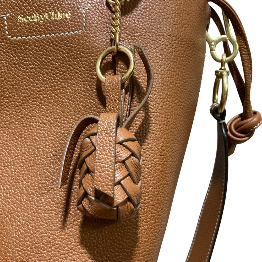 新品同様 See By Chloe シーバイクロエ セシリア ショルダーバッグ パイナップルチャーム付き キャメルベージュ  レディース 古着 中古 USED 新品同様 See By Chloe シーバイクロエ セシリア ショルダーバッグ