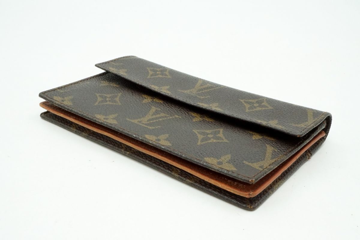 Louis Vuitton モノグラム 二つ折り財布　ヴィンテージ ルイ ヴィトン ヴィンテージ 廃盤 LV モノグラム 二つ折り 財布 サイフ