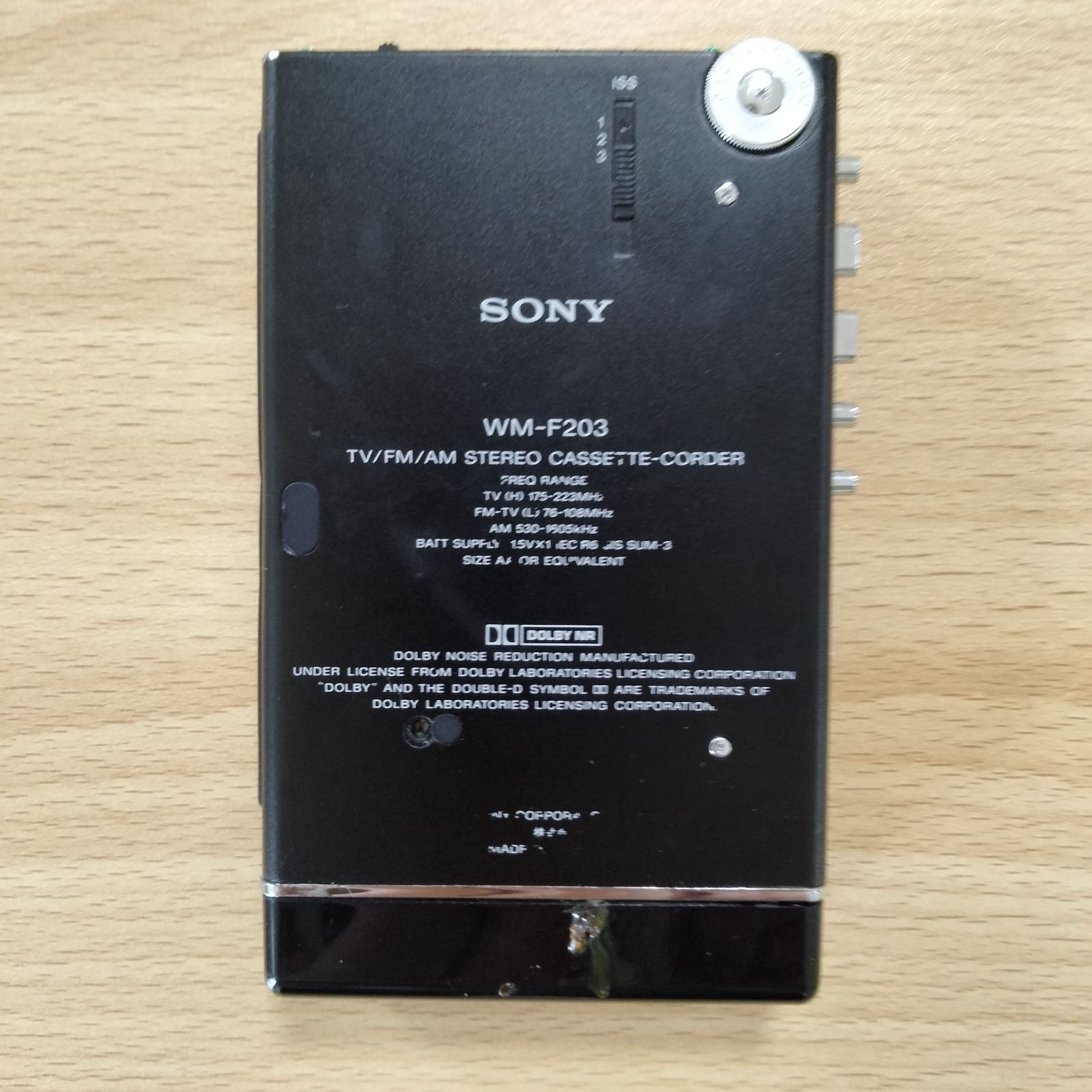 ジャンク　SONY WM-F203 Walkman ラジオカセットレコーダー ジャンク SONY WM-F203 Walkman ラジオカセットレコーダー 【公式通販】
