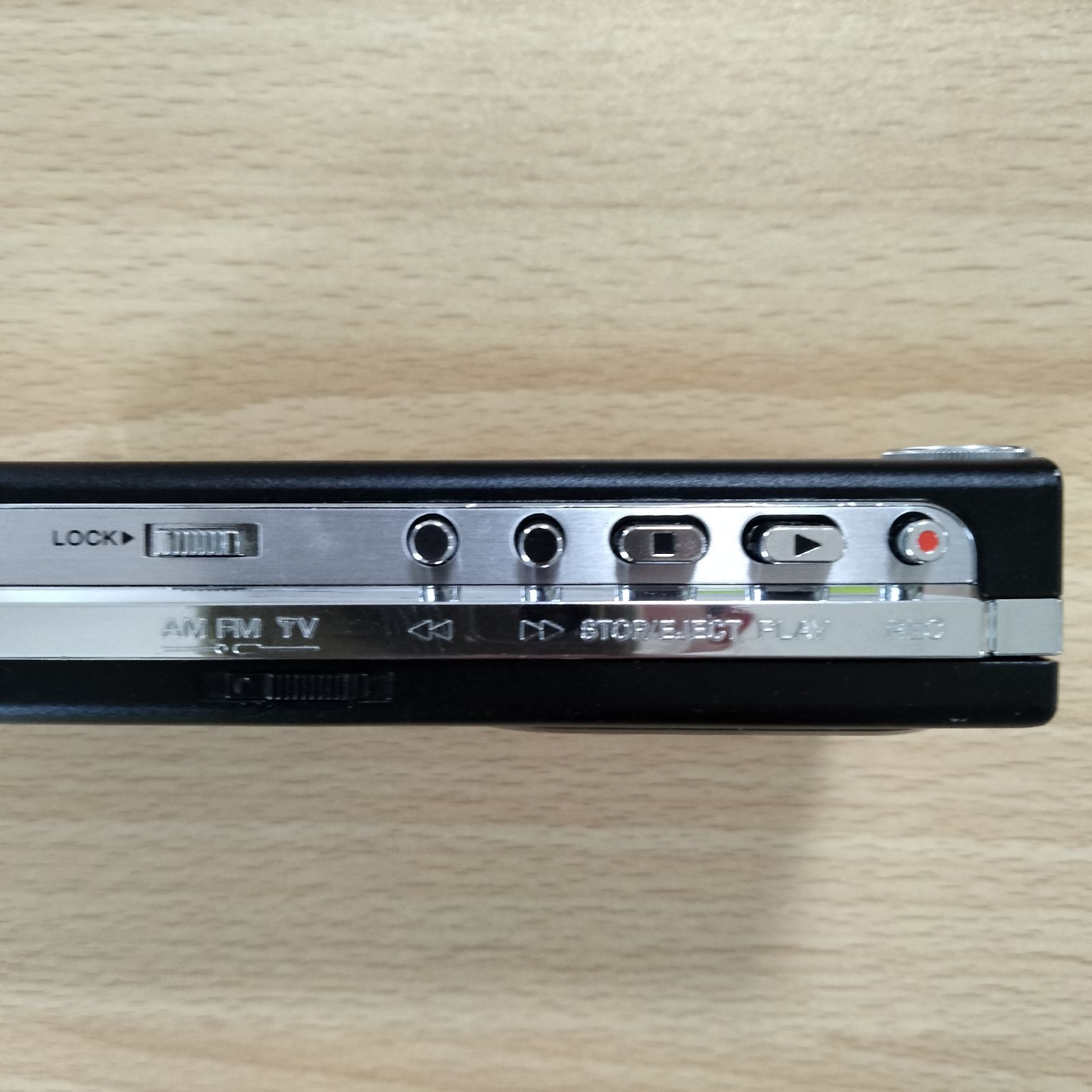 ジャンク品】SONY WALKMAN WM-F203 ラジオカセットウォークマン