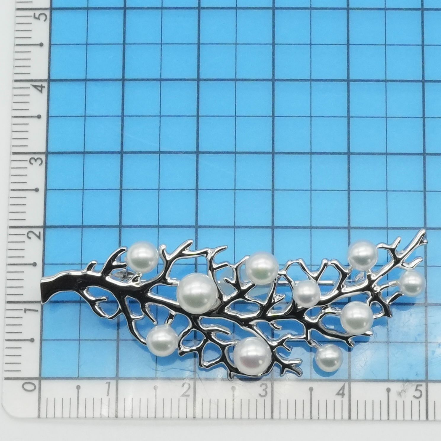 ミキモト 美品 パール 3.5-5.0mm ブローチ シルバー925 珊瑚 美品 ミキモト 珊瑚 リーフ ブローチ ベビーパール シルバー/25-4042