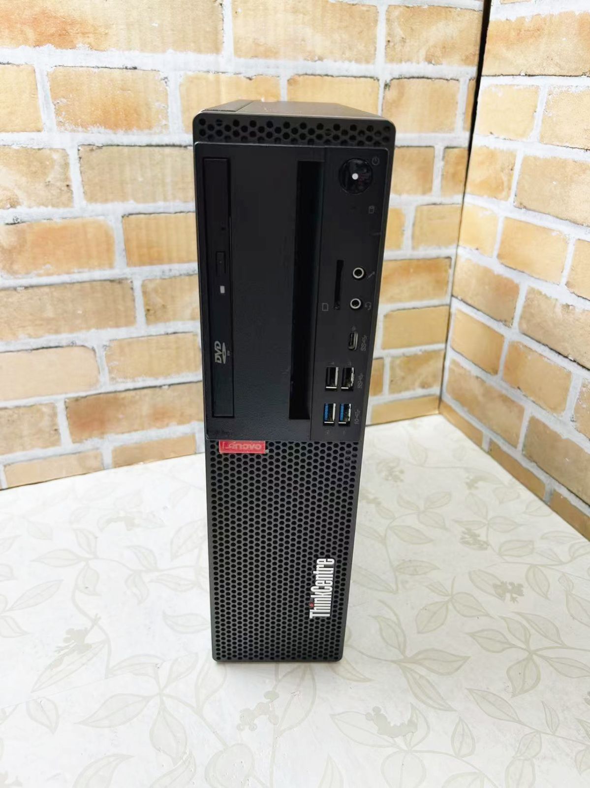 YL0154★中古ベアボーンPC★第8世代Lenovo ThinkCentre M720s 10STS0SY00☆本体（メモリーCPUストレージ無し）修理