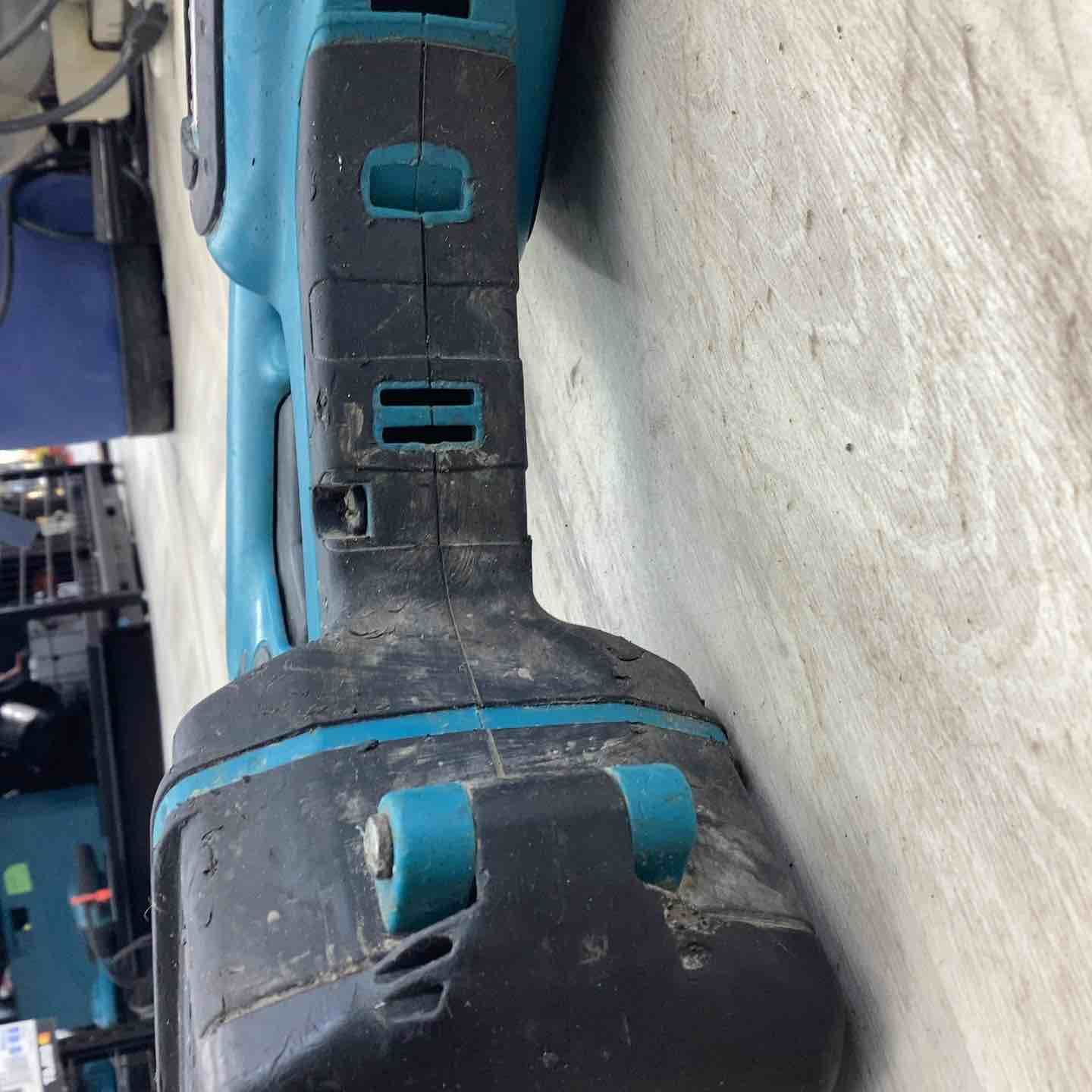 ☆マキタ(makita) コードレスコンクリートバイブレータ VR350DZ 振動 