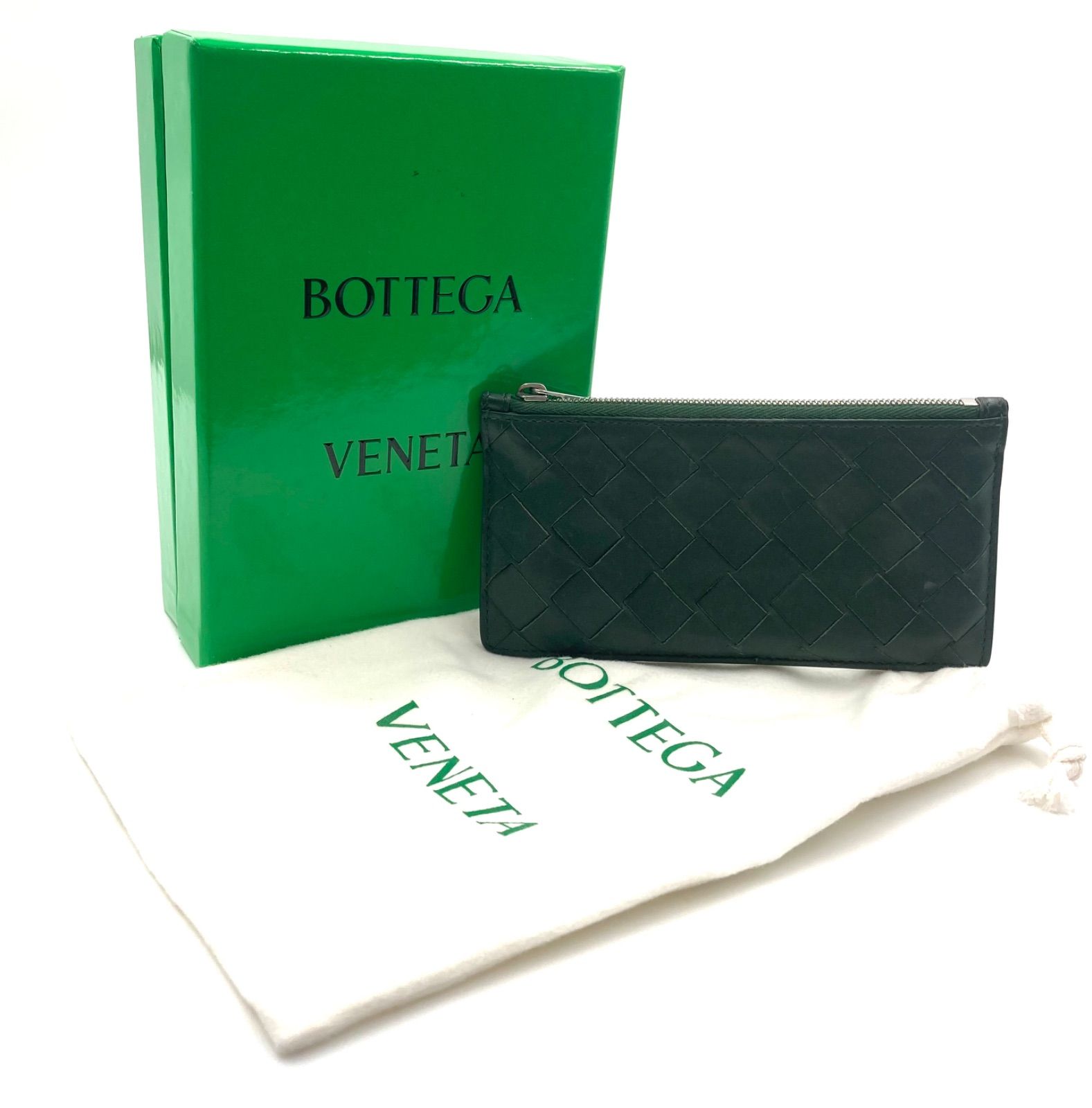 BOTTEGA VENETA イントレチャートパスポートケース ブラックグリーン カセット パスポートケース のために ウィメンズ で エメラルド