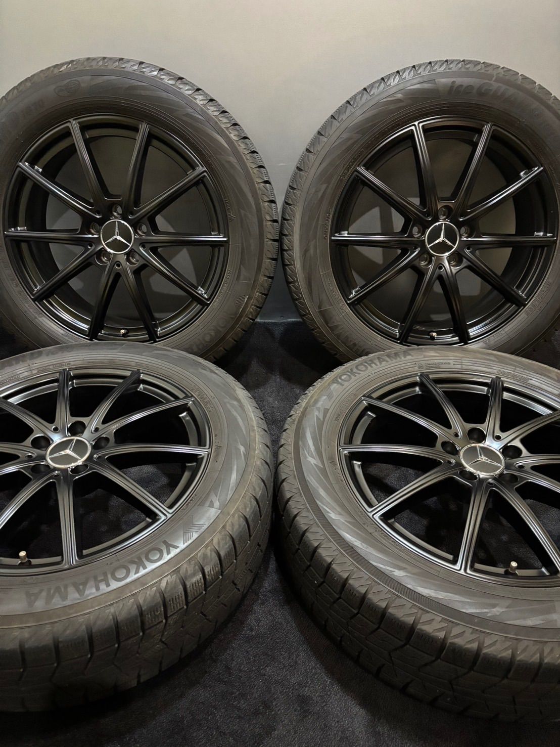 YOKOHAMA ice GUARD iG70 215/60R18 18インチ スタッドレス 4本 21～22年製 バリ溝 ベンツ/GLA/GLB等　(KTQ025) クレジットカード QRコード決済可能 YOKOHAMA ice GUARD7 iG70 215/60R18 102Q XL 215/60-18 スタッドレス