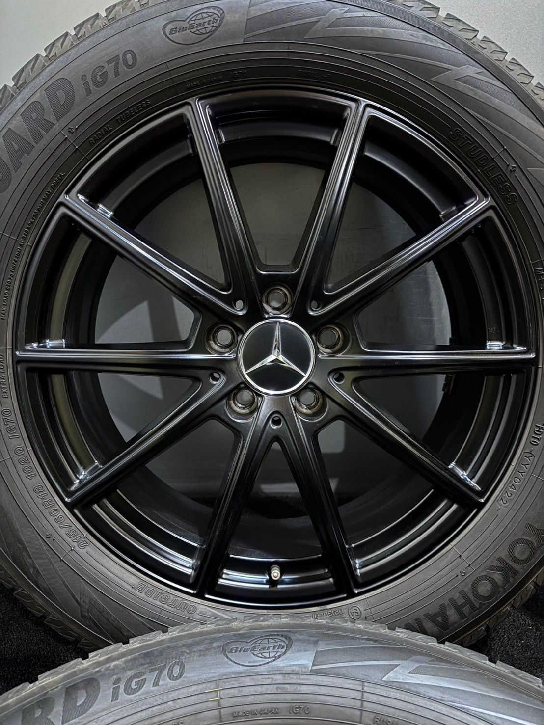 YOKOHAMA ice GUARD iG70 215/60R18 18インチ スタッドレス 4本 21～22年製 バリ溝 ベンツ/GLA/GLB等　(KTQ025) クレジットカード QRコード決済可能 楽天市場】送料無料 2024〜2025年製 215/60R18 102Q XL ヨコハマ