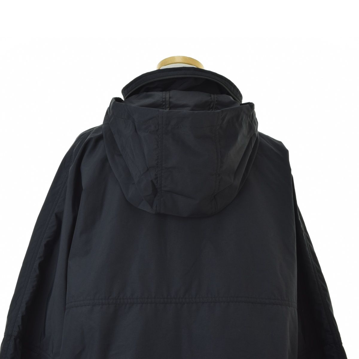 【CAPEHEIGHTS】ROSECLIFF JACKETナイロンジャケット CAPEHEIGHTS】ROSECLIFF JACKETナイロンジャケット - メルカリ