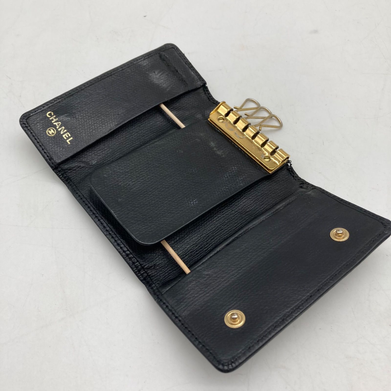 TB491【お買い得】CHANEL ココマーク 6連キーケース ブラック - メルカリ