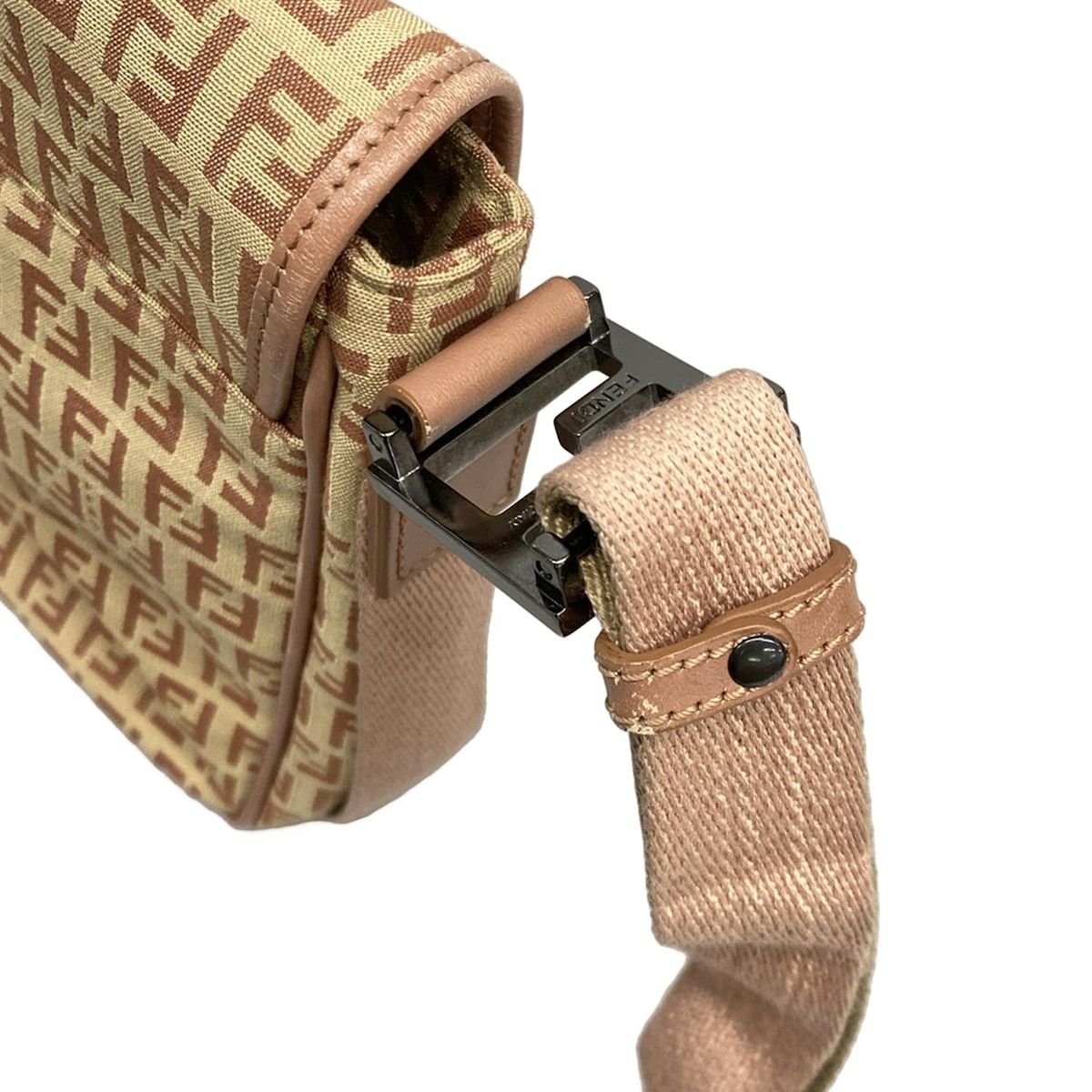 FENDI(フェンディ) ショルダーバッグ ズッキーノ柄 8BR323 ベージュ×ピンク レザー FENDI(フェンディ) ショルダーバッグ ズッキーノ柄 8BR323 ベージュ