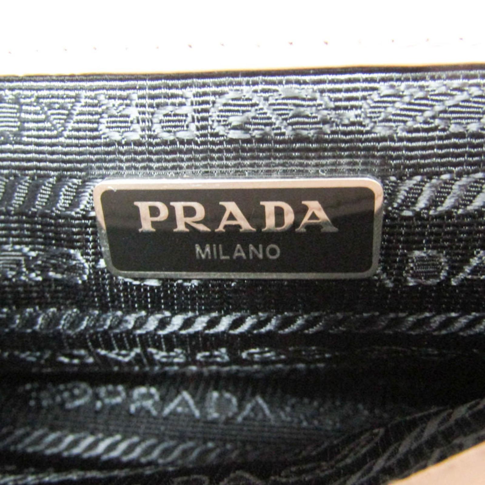 プラダ(Prada) サフィアーノ チェーンショルダーバッグ 1BD144