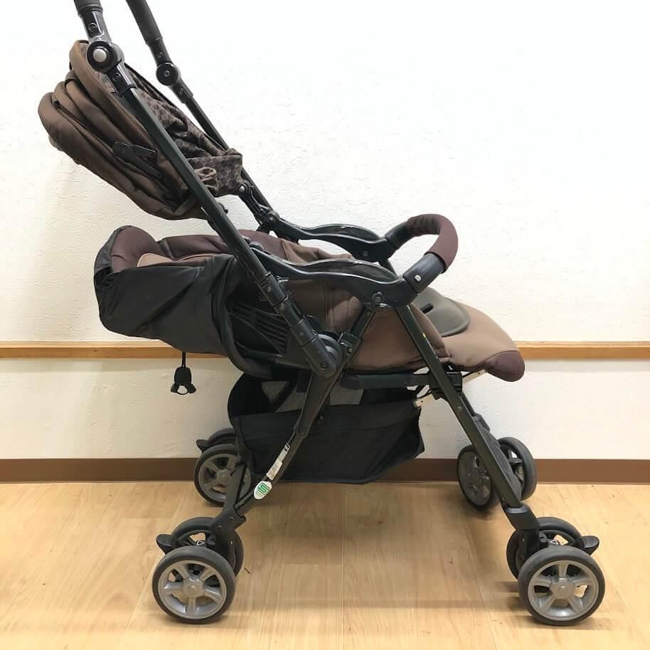 ss8529　コンビ A型ベビーカー 4輪 対面式 ブラウンジルコン 折りたたみ 自立 combi XY-500 ホワイトレーベル ディアクラッセ 茶 オート4キャス 1か月～ バスケット付 ベビーカー 中古 ss8529コンビ A型ベビーカー 4輪 対面式 ブラウンジルコン 折りたたみ