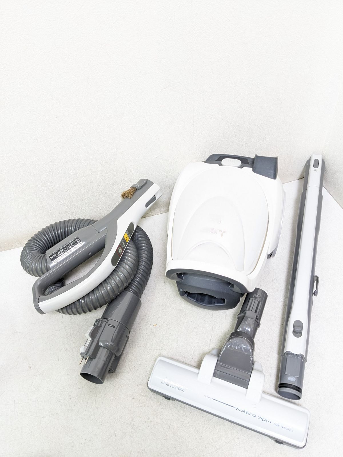 三菱電機 TC-FXH5J-W 紙パック式掃除機 2018年製 - メルカリ