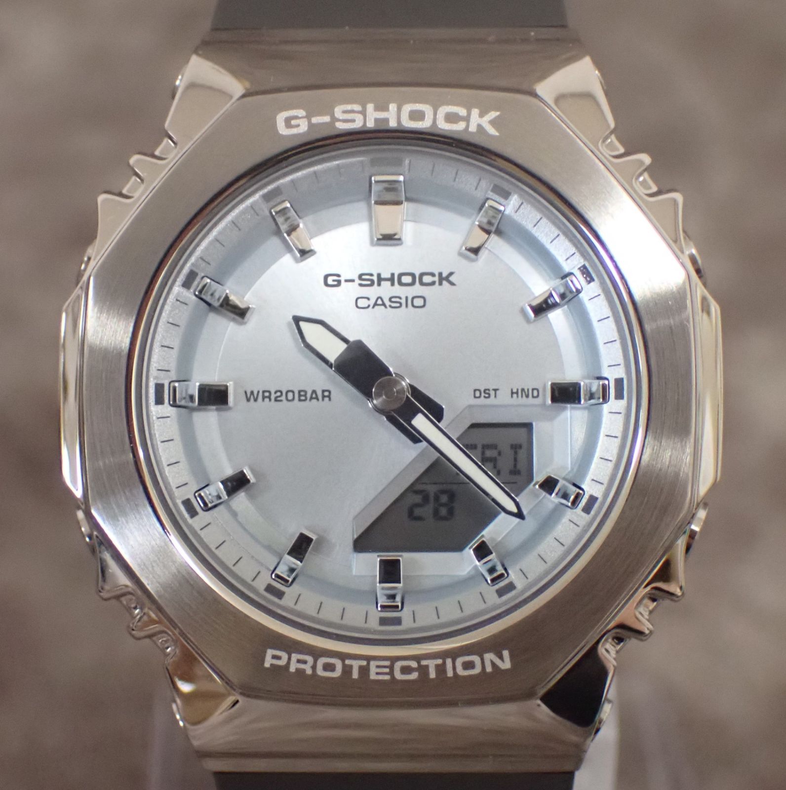 極美品】G-SHOCK GM-S2110-7AJF フルメタル シルバー ミッドサイズ 