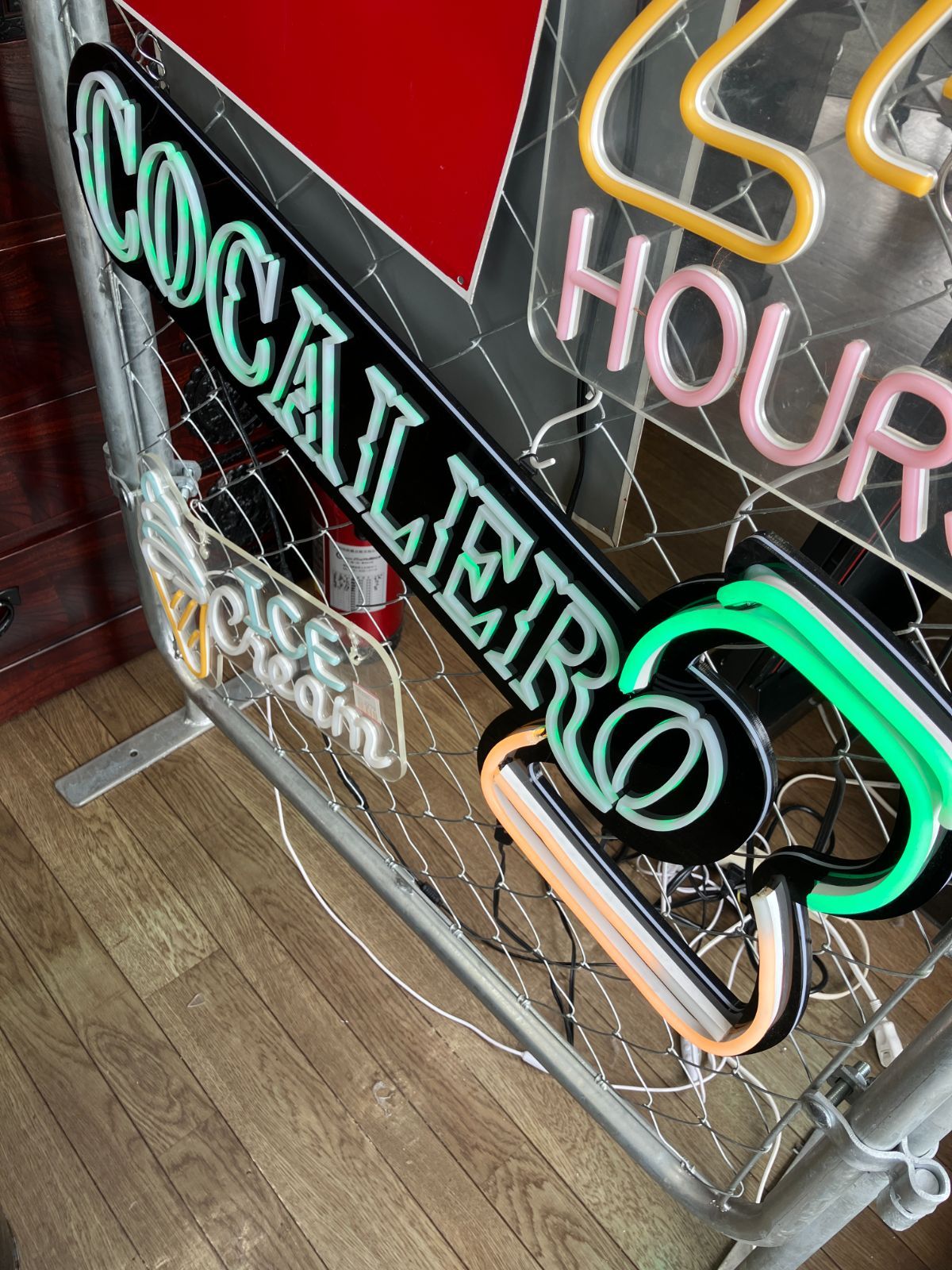 店頭展示品】Cocalero コカレロ LED ネオンサイン看板 (A4-92) T