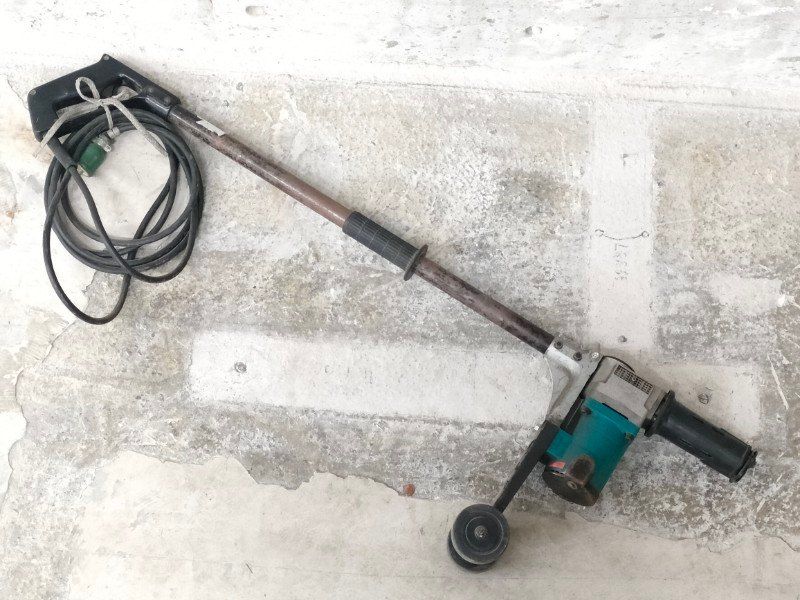 ◎マキタ(makita) 電動ケレン ロングハンドルタイプ (六角シャンク13mm) HK1800L モータ異音無し、動作確認済み