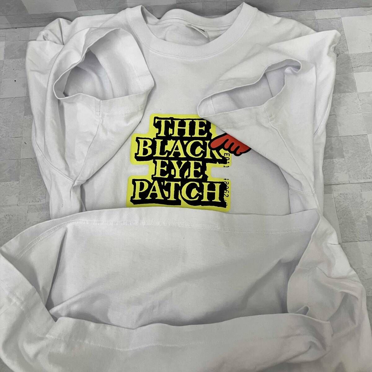 THE BLACK EYE PATCH ザブラックアイパッチ センターロゴ 半袖Tシャツ 