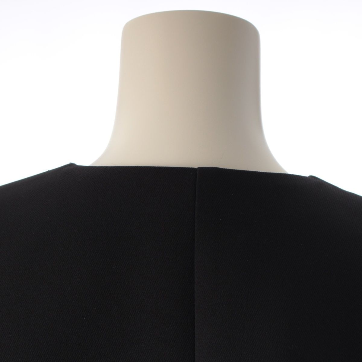 ルフィル マトラッセ トリプルクロス ジレ ノースリーブ トップス 534-5110200 ブラック F【中古】 LE PHIL(ルフィル) / マトラッセトリプルクロスジレ/ノースリーブ