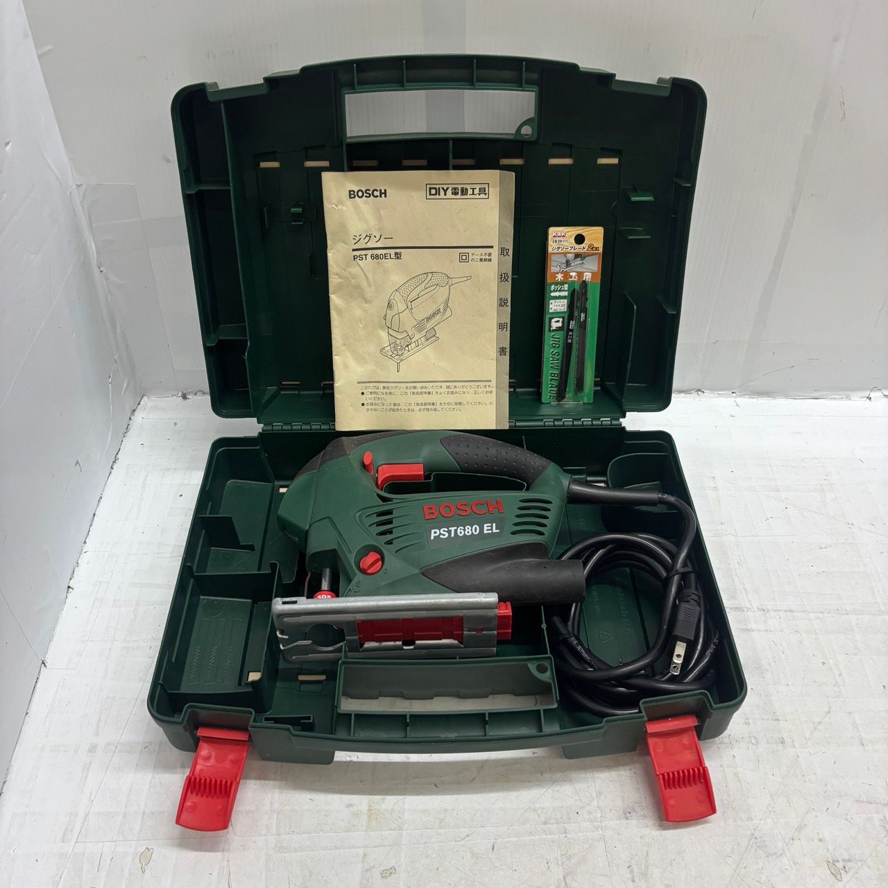 送料無料h13733 BOSCH ボッシュ ワンハンドSDSジグソー PST680EL 工具 