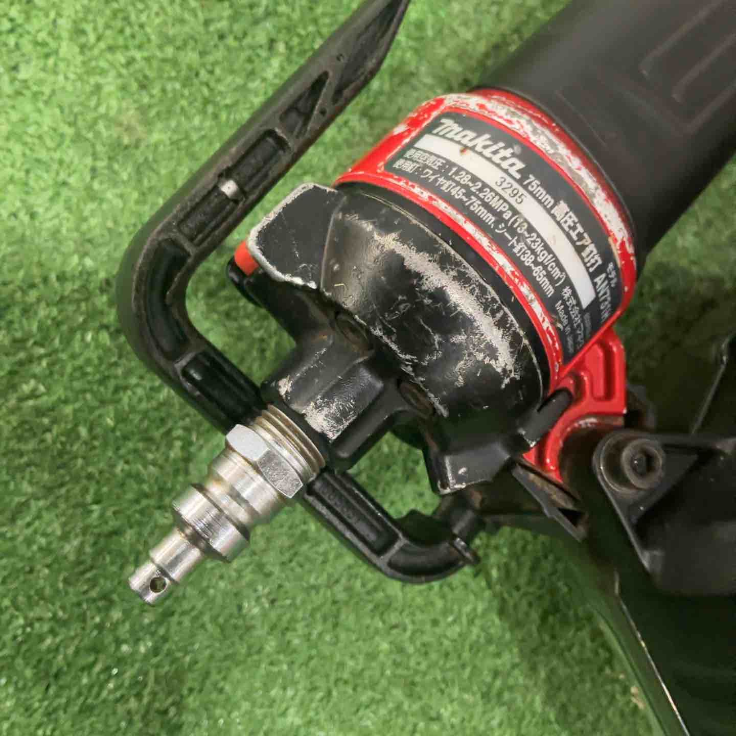 ☆マキタ(makita) 高圧エア釘打ち機 AN731H 動作確認済【川口店 