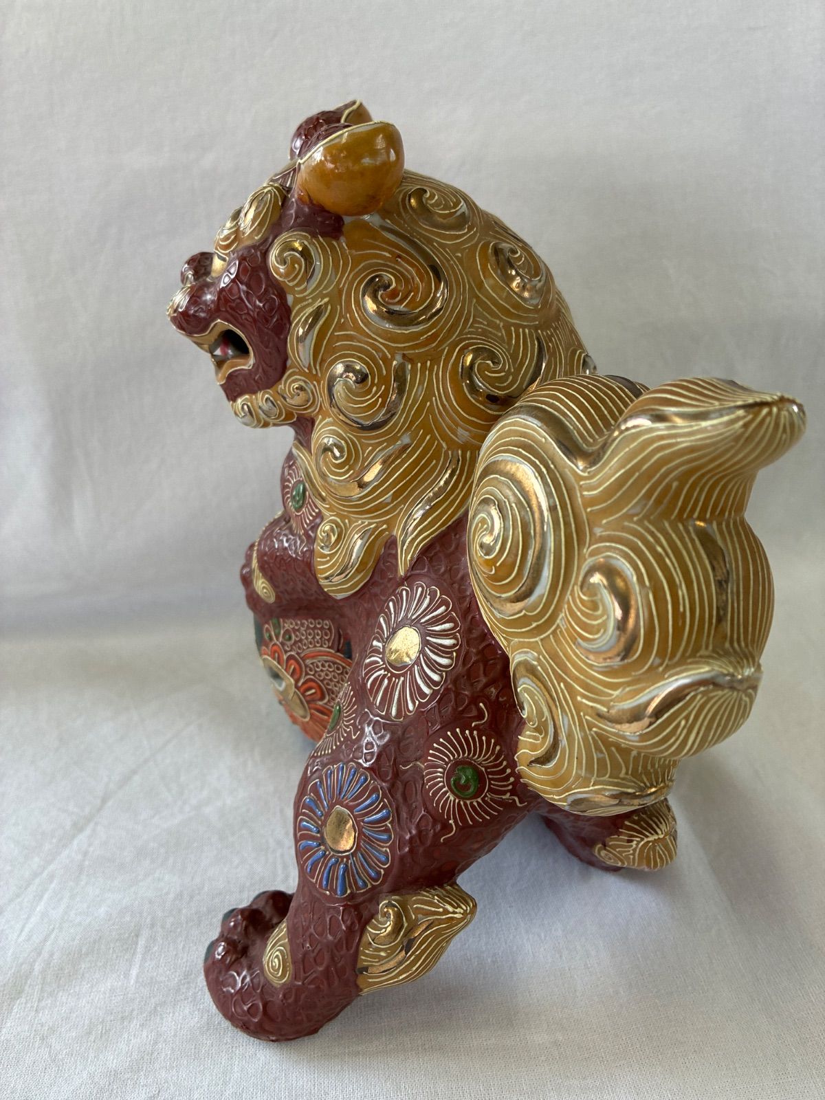 約18cm】九谷焼 玉乗り獅子 置物 東山九谷 縁起物 魔除け 金彩 赤