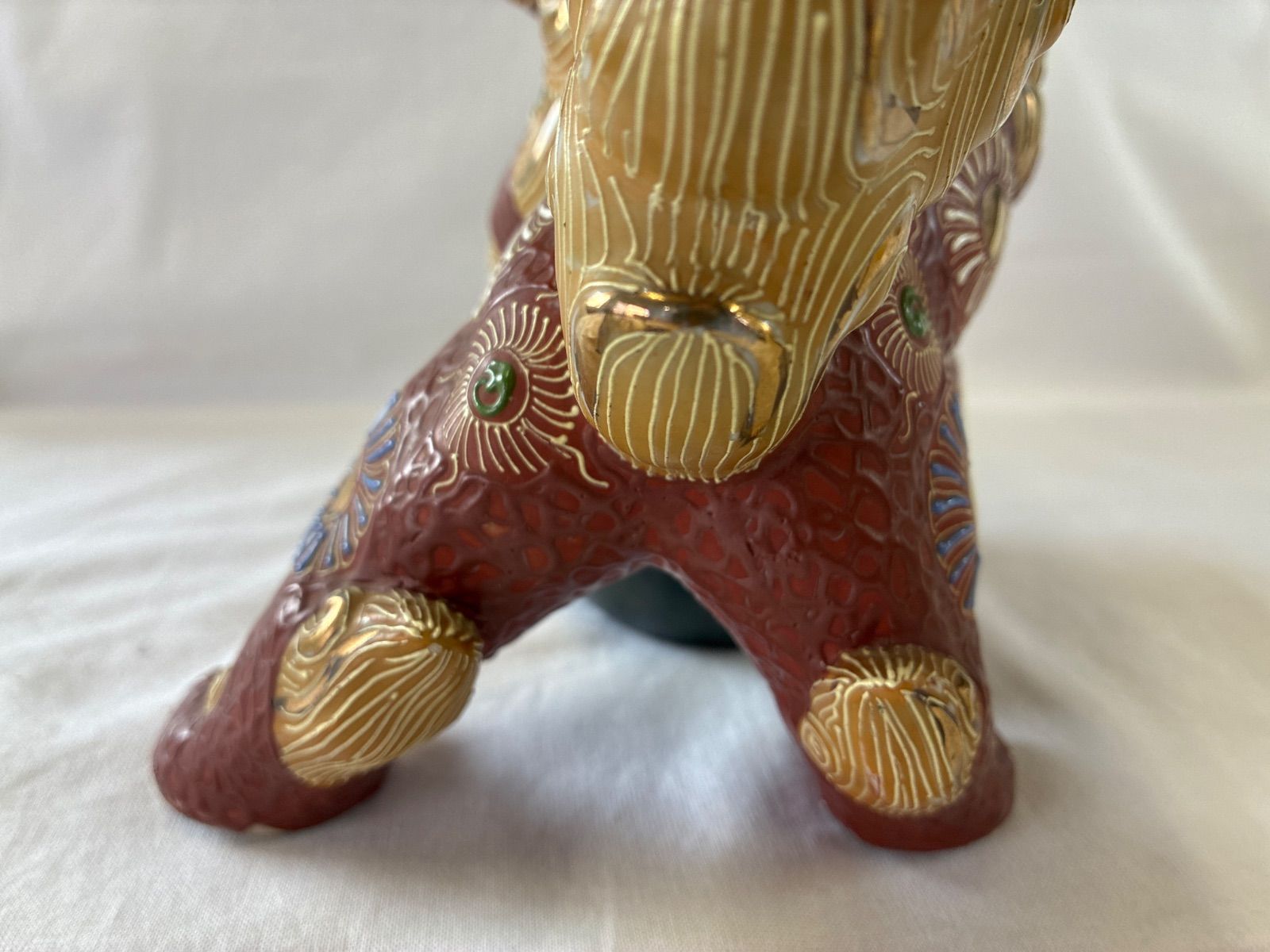 約18cm】九谷焼 玉乗り獅子 置物 東山九谷 縁起物 魔除け 金彩 赤