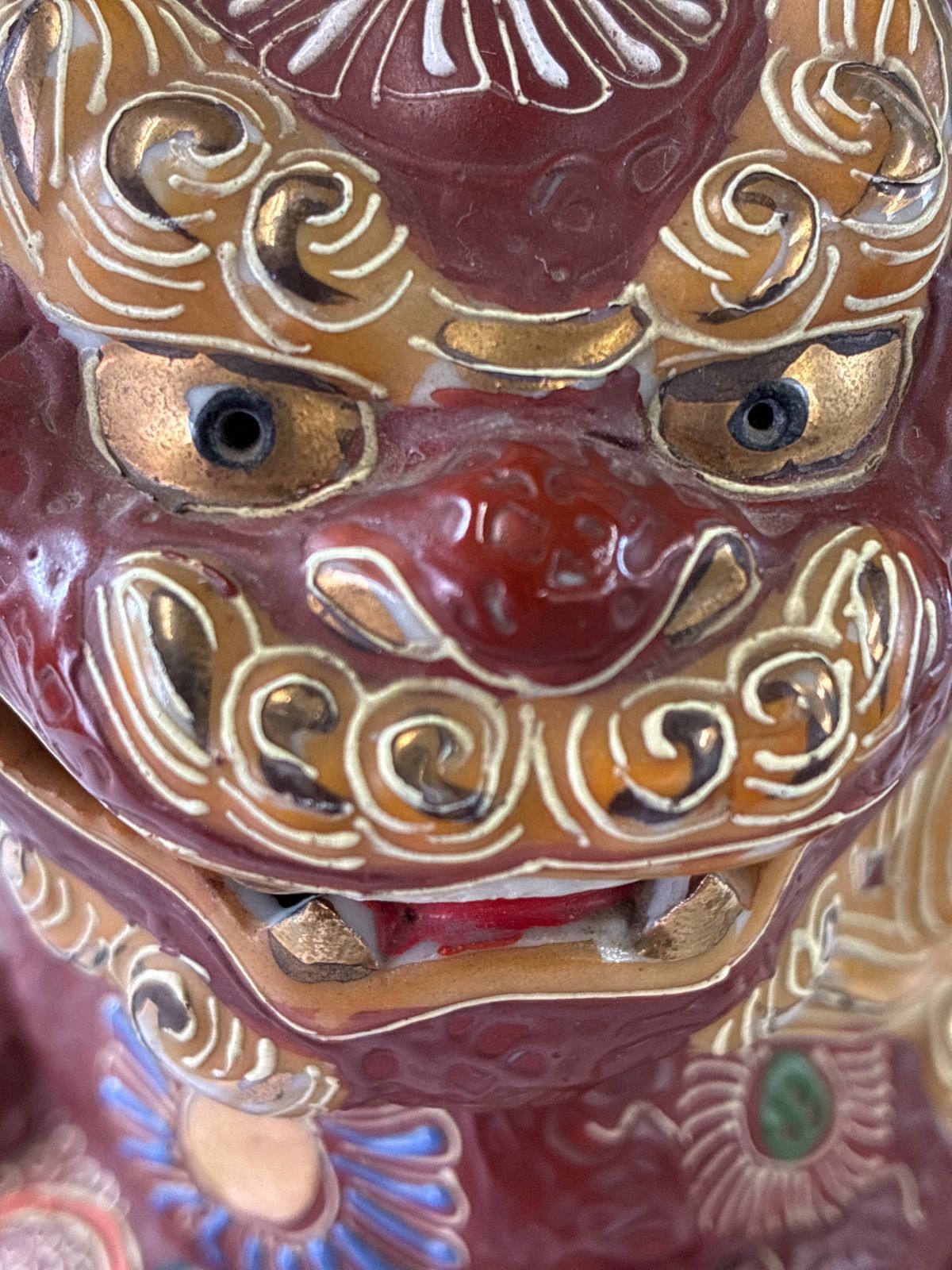 約18cm】九谷焼 玉乗り獅子 置物 東山九谷 縁起物 魔除け 金彩 赤