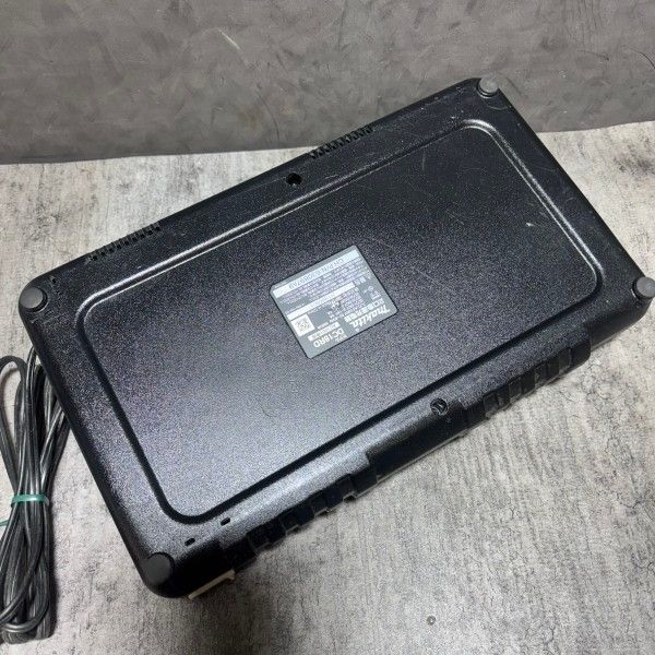 マキタ DC18RD 2口充電器【市川行徳店】【店頭取引限定】【中古】管理番号：ITTVU78AR3HS ◇マキタ(makita) 2口急速充電器 DC18RD 【中古】 【市川行徳店