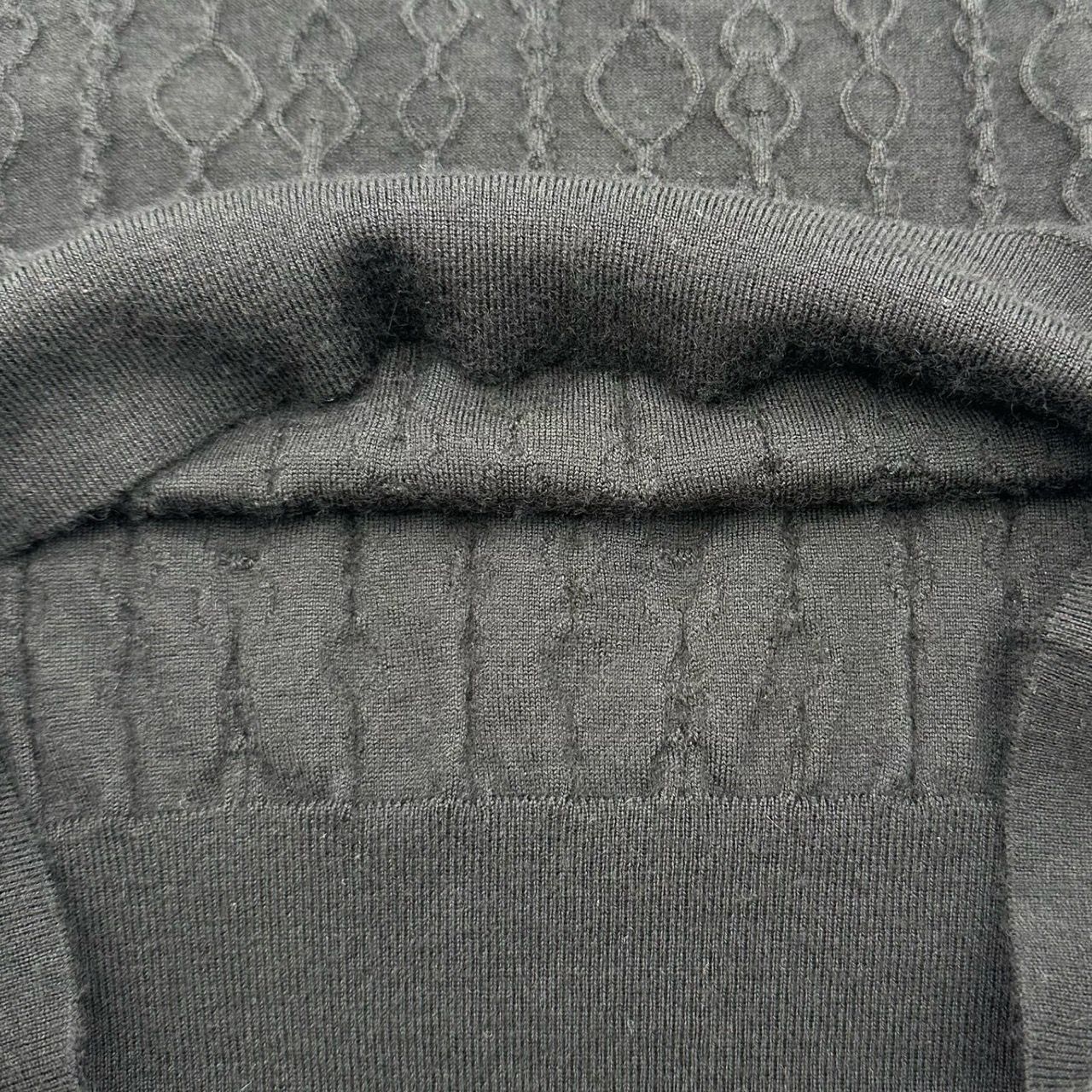 エルメス HERMES 総柄エンボスニットセーター 3H2619DA ブラック