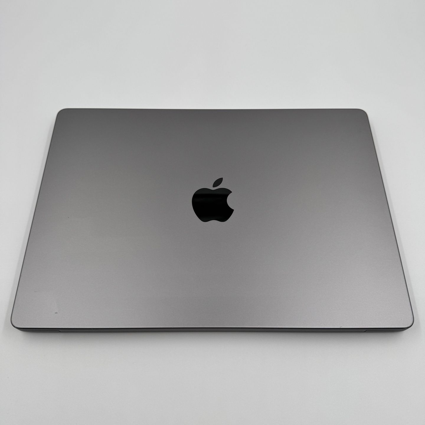 MacBook Pro 14