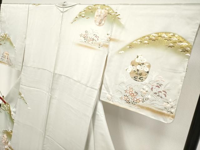 平和屋着物○極上 訪問着 駒刺繍 霞遠山草花文 金彩 逸品 未使用