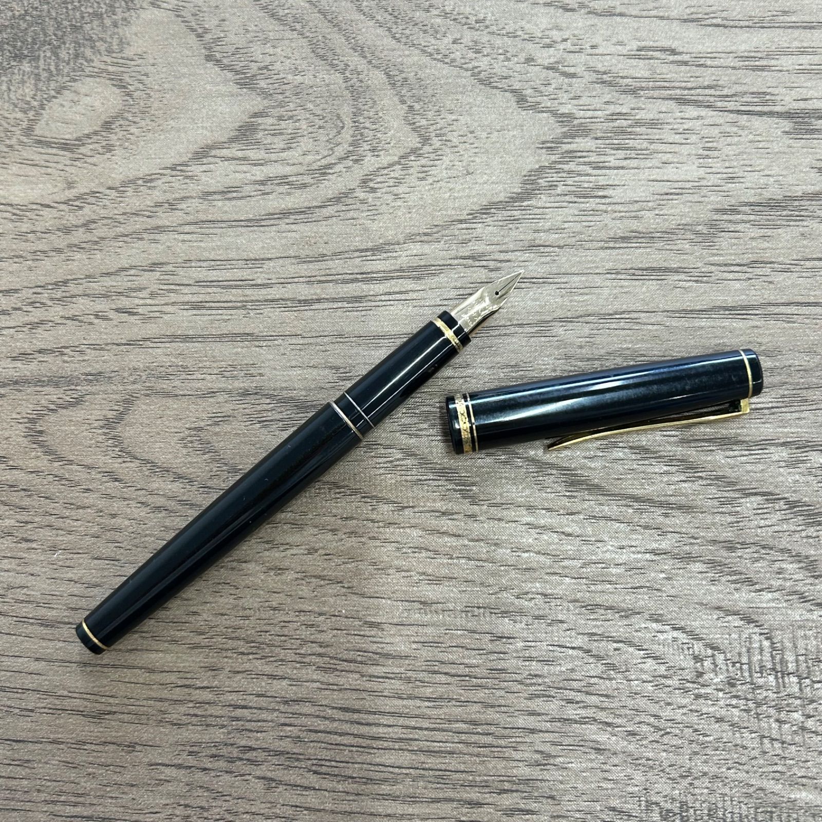 PILOT Elabo 14K 585 S・F 万年筆 黒 【公式通販】