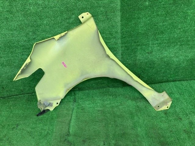 シエンタ NCP175G 右フロントフェンダー G 4WD 6人 53811-52480 5B6