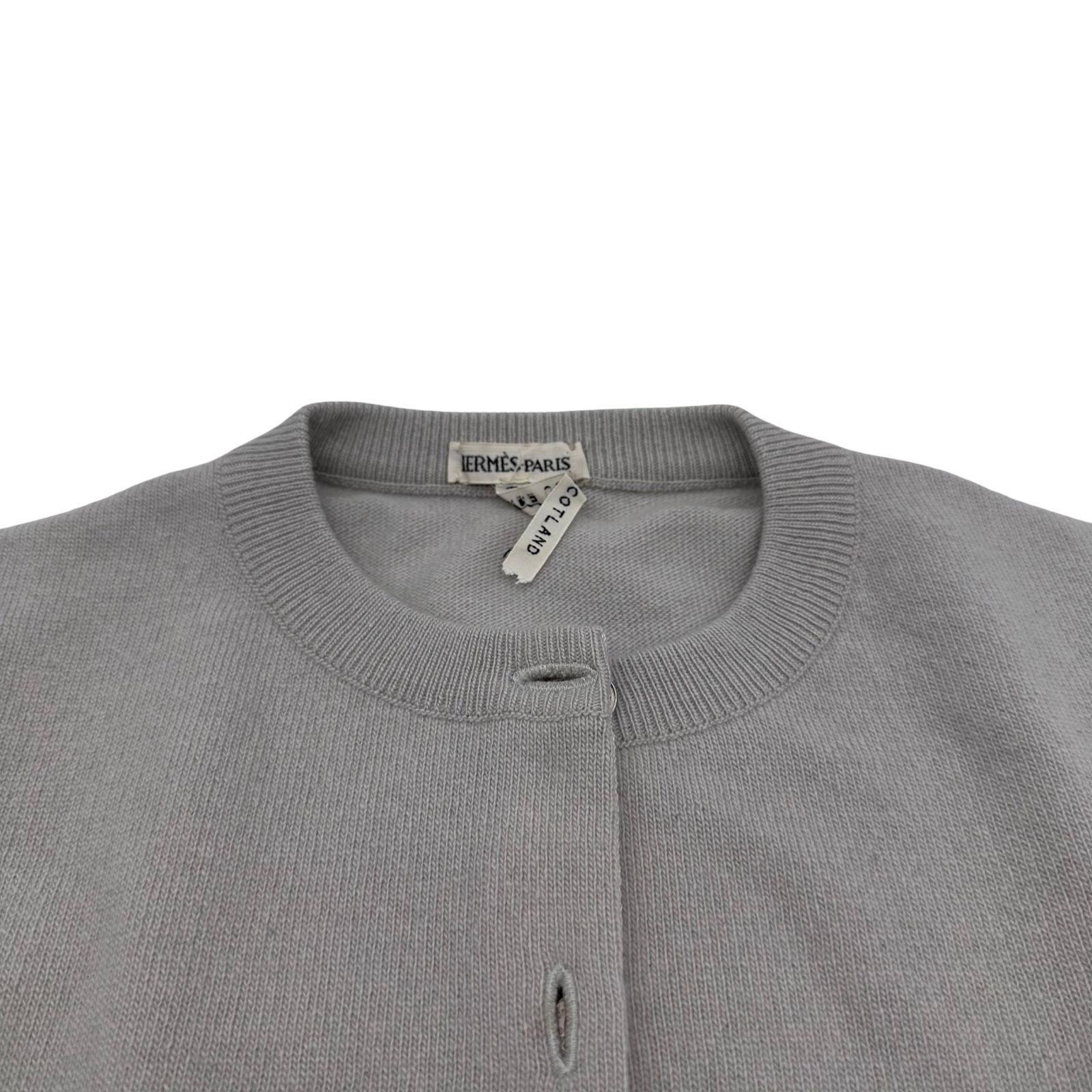 エルメス HERMES セリエボタンノーカラーカーディガン グレー カシミヤ レディース カーディガン HERMES - エルメス HERMES セリエボタンノーカラーカーディガン グレー
