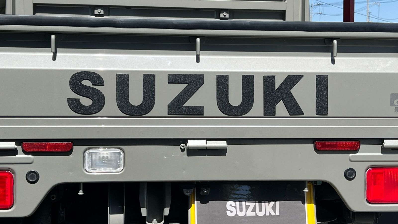スズキ SUZUKI 立体ロゴ ビッグ 軽トラ キャリー スーパーキャリー
