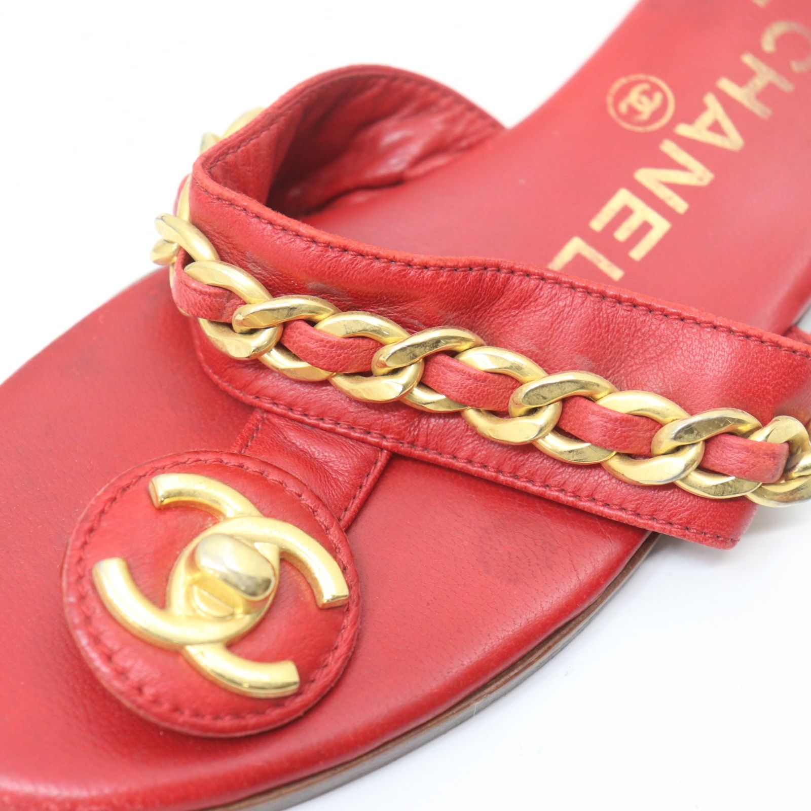 IT1TLPE7B0OW CHANEL シャネル チェーンベルト ターンロック レザー 