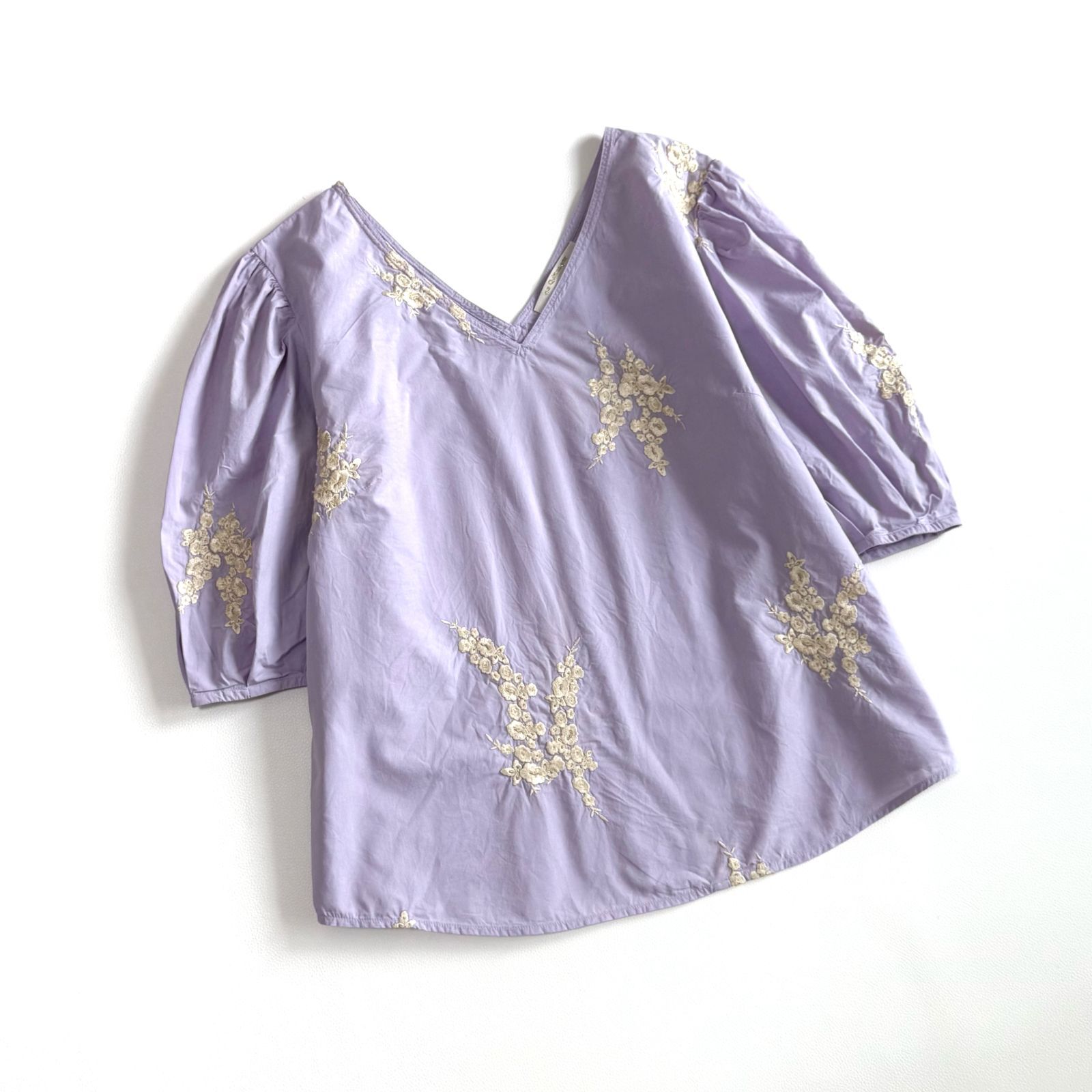 シャツ・ブラウス ne Quittez pas コットン刺繍ブラウス フラワー刺繍 