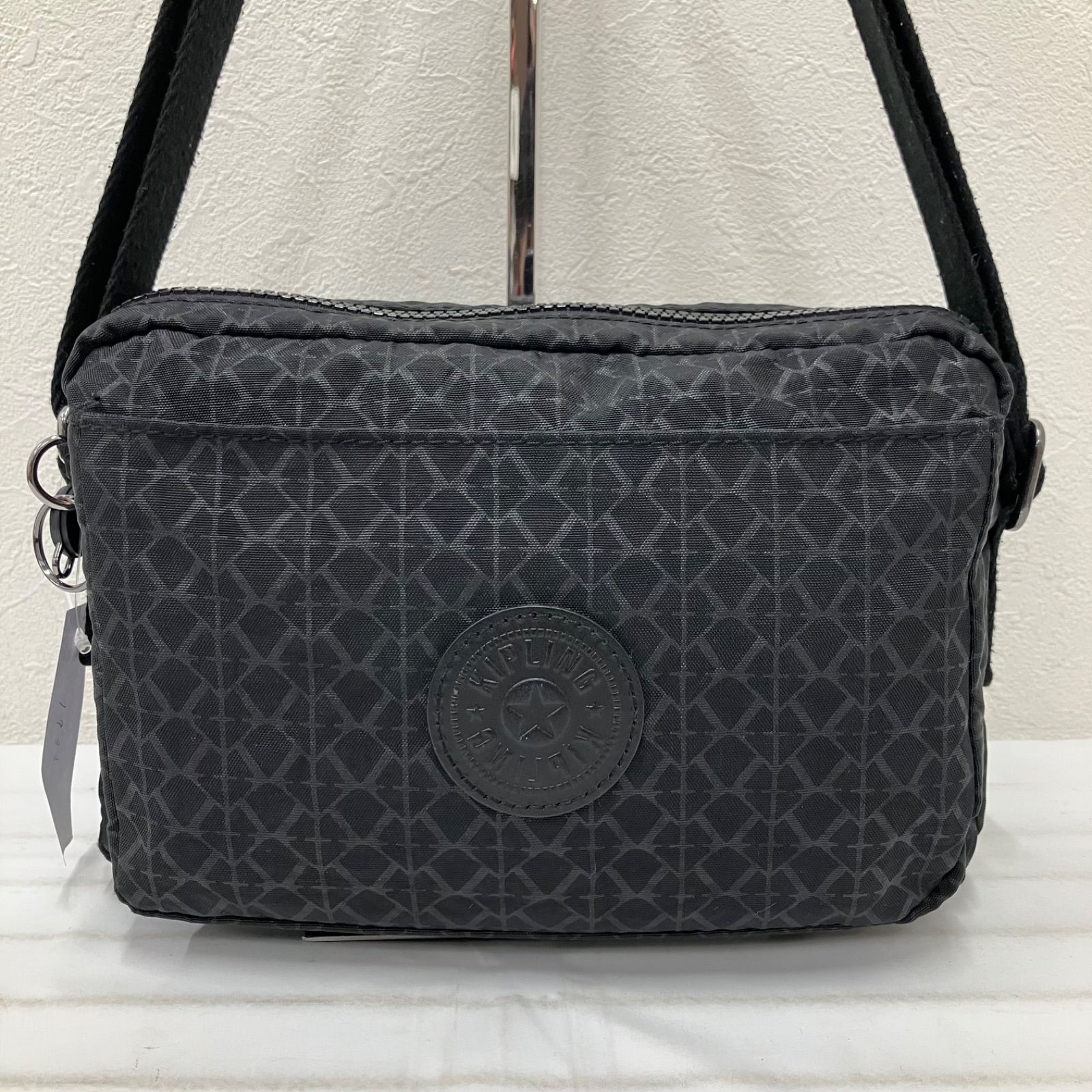 1933 KIPLING キプリング ショルダーバッグ ブラック 黒 レディース 小さめ ミニ 軽量 ポケット多数 カジュアル シンプル - メルカリ