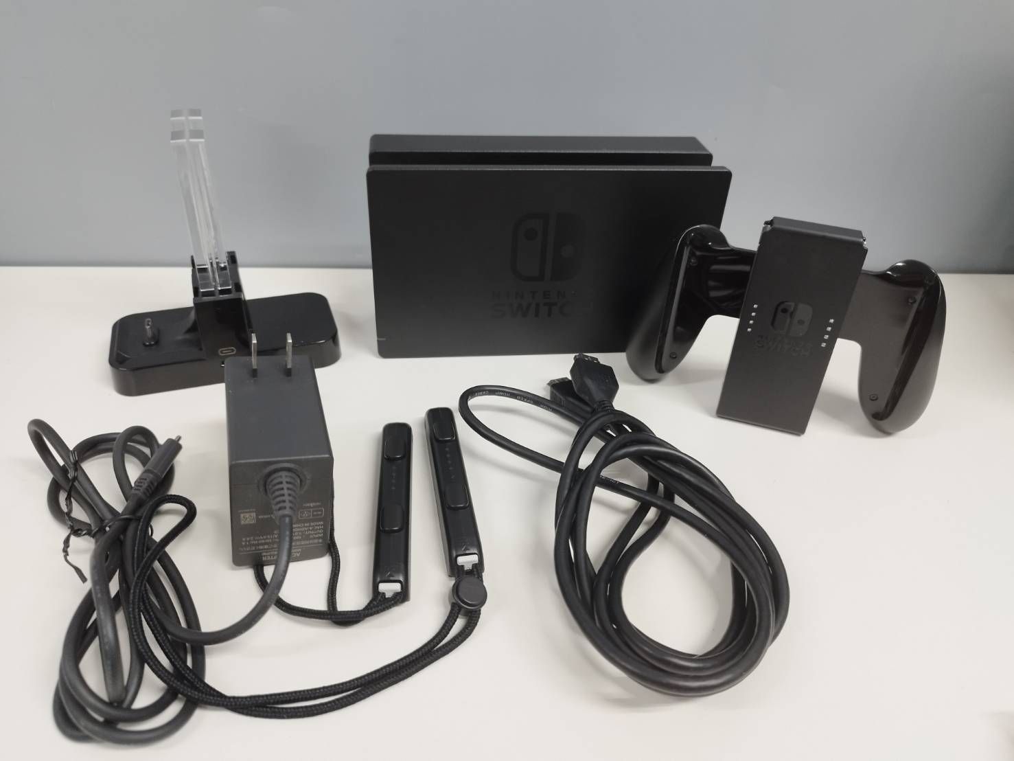 美品】Nintendo Switch HAC-001(-01)/2021年製/バッテリー強化版 