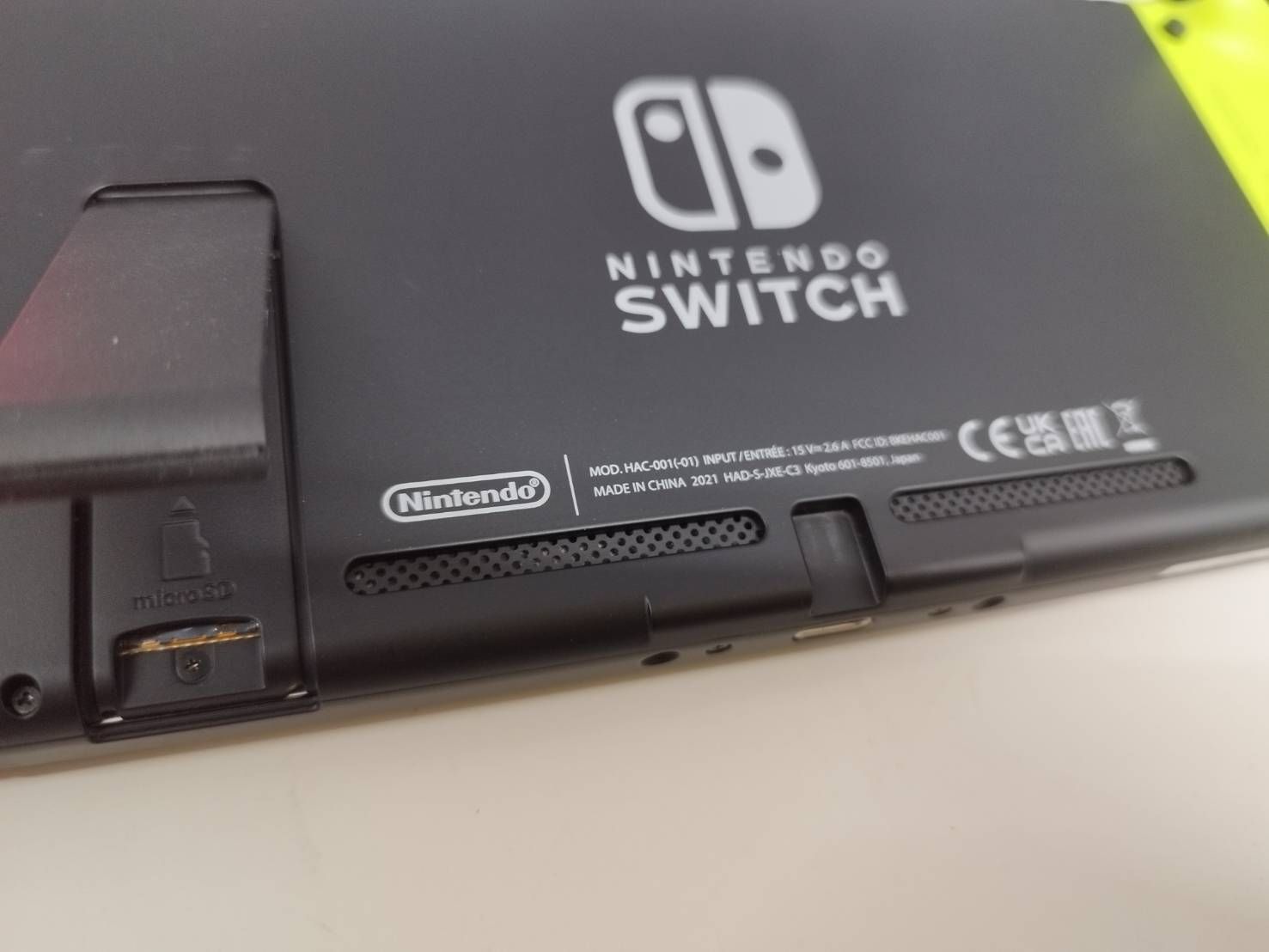 美品】Nintendo Switch HAC-001(-01)/2021年製/バッテリー強化版 