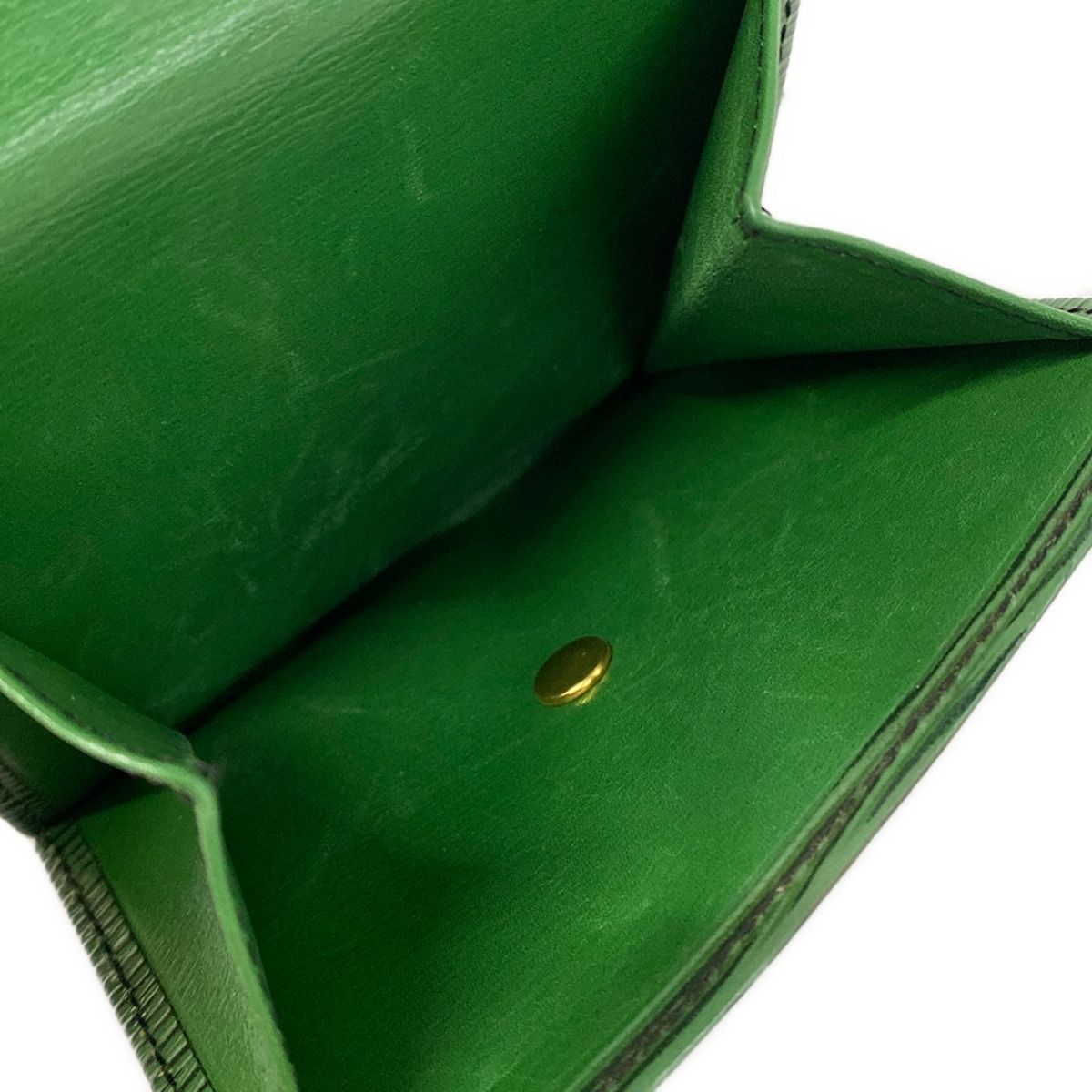 LOUIS VUITTON(ルイヴィトン) Wホック財布 エピ ポルトモネビエカルトクレディ ボルネオグリーン マルティエ刻印 レザー ルイヴィトン Wホック財布 エピ ポルトモネビエカルトクレディ