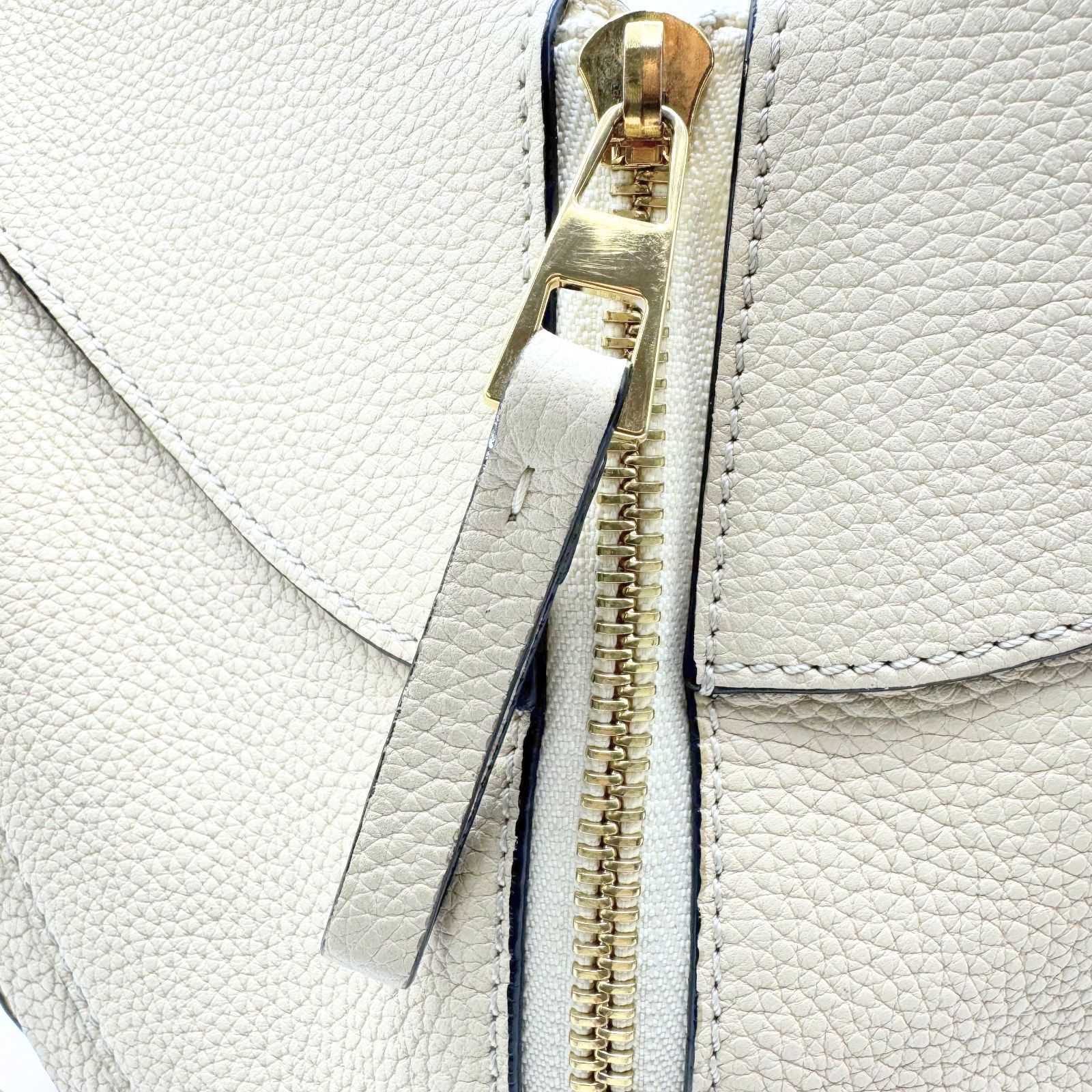 LOEWE ロエベ ハンモック ショルダーバッグ レザー アナグラム 2way 