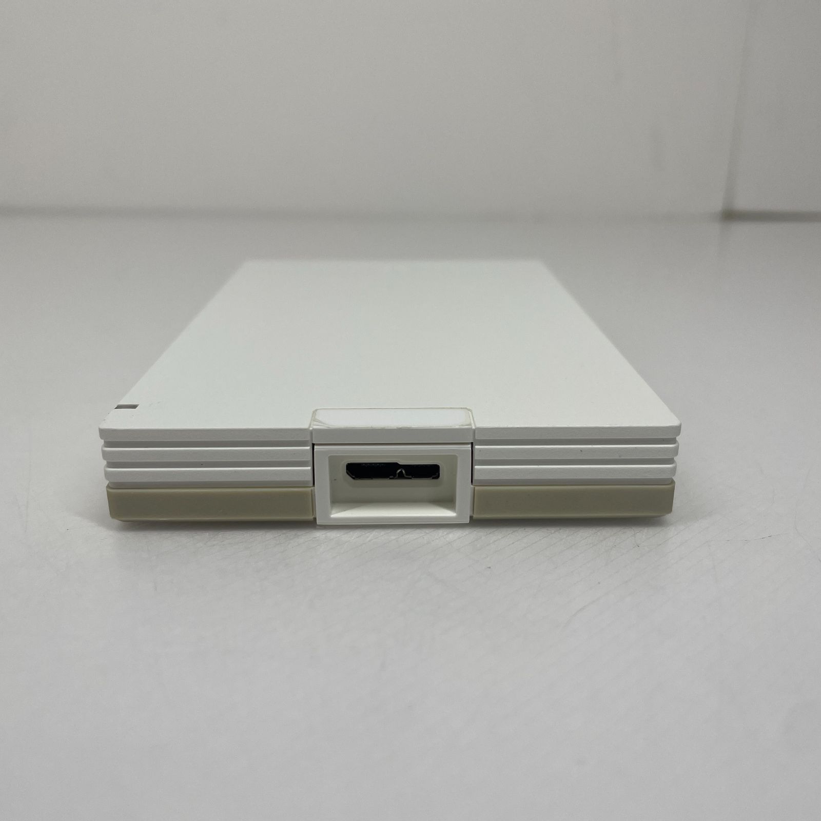BUFFALO 外付けHDD 1TB 中古美品 - メルカリ