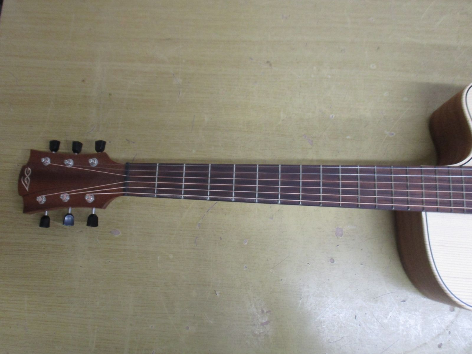 B147 美品 LAG Guitars T70DCE Tramontane エアレコ/アコースティック
