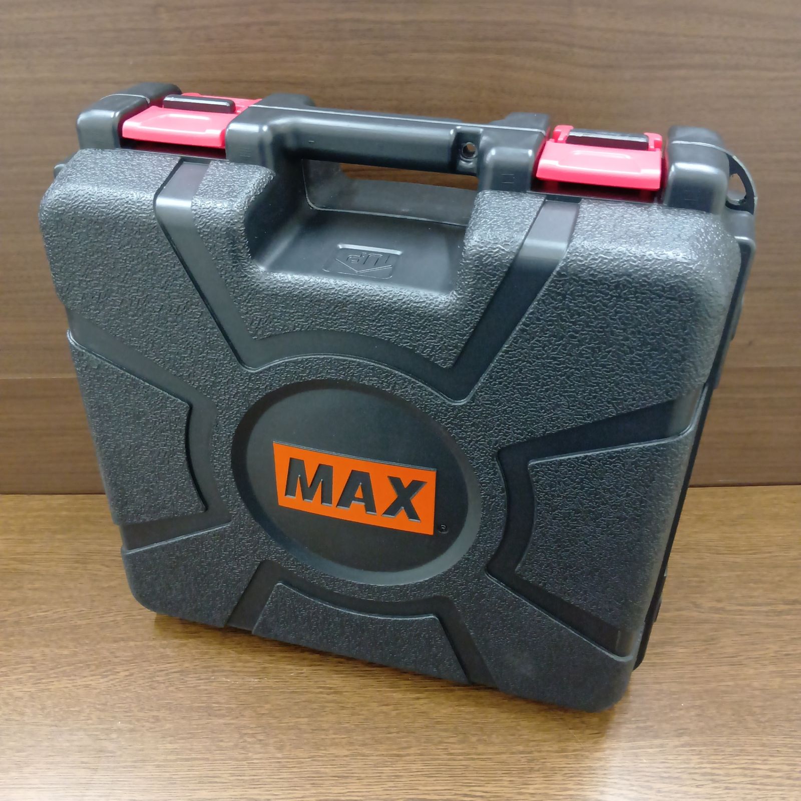 【中古】マックス MAX HV-R32G2 ねじ打機 ターボドライバ 高圧 25～32mm 本体のみ Amazon | MAX 高圧ターボドライバ 32mm HV-R32G2-G | エア釘打機