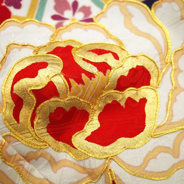 中古】 振袖 着物 リサイクル 正絹 成人式 フォーマル 金駒刺繍 金彩